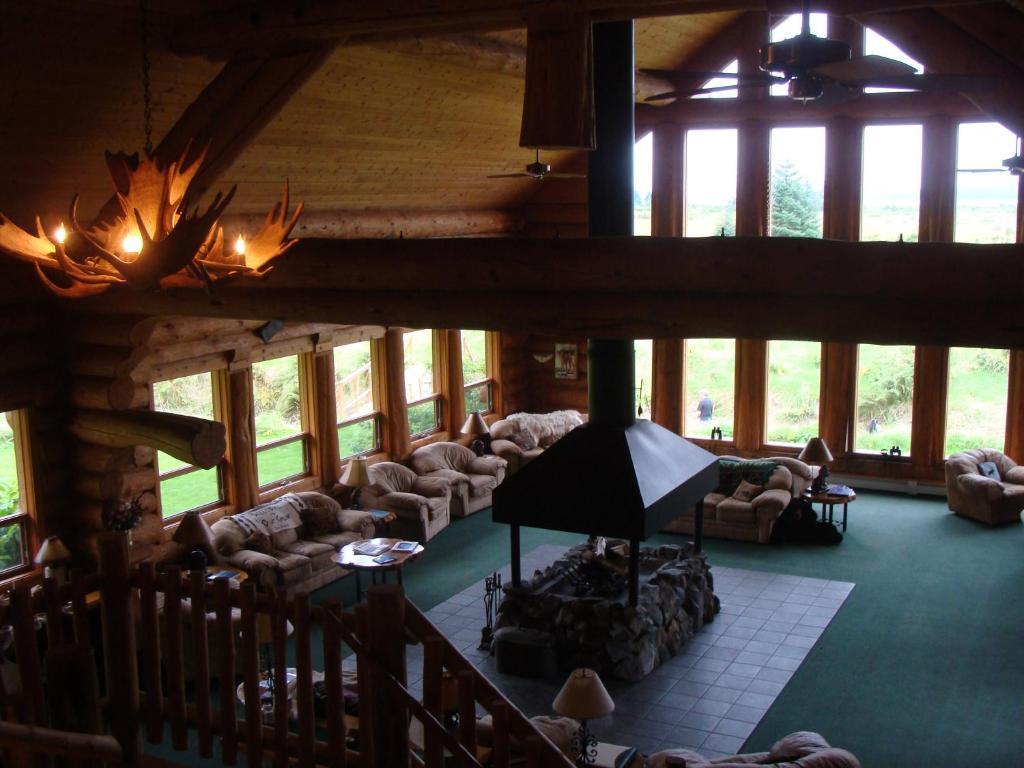 Gustavus Bear Track Inn מראה חיצוני תמונה