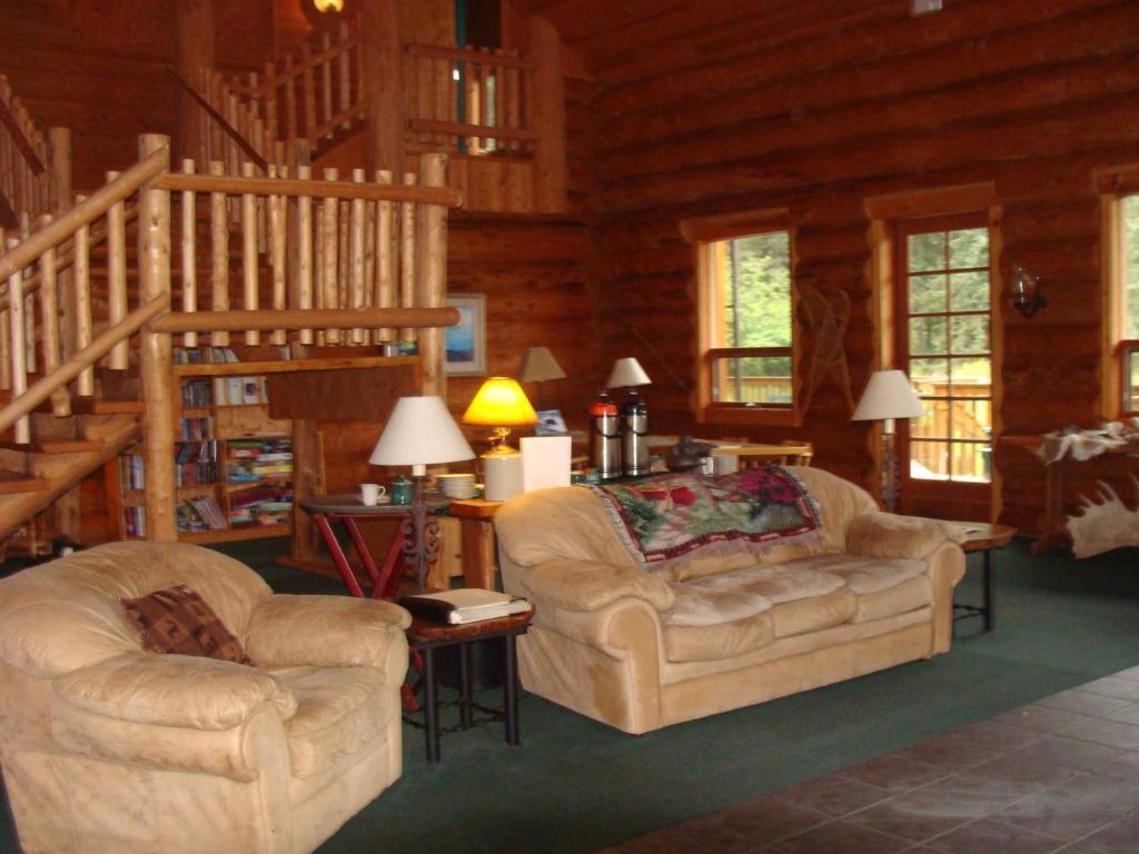 Gustavus Bear Track Inn מראה חיצוני תמונה