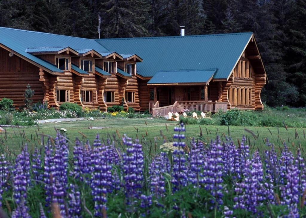 Gustavus Bear Track Inn מראה חיצוני תמונה